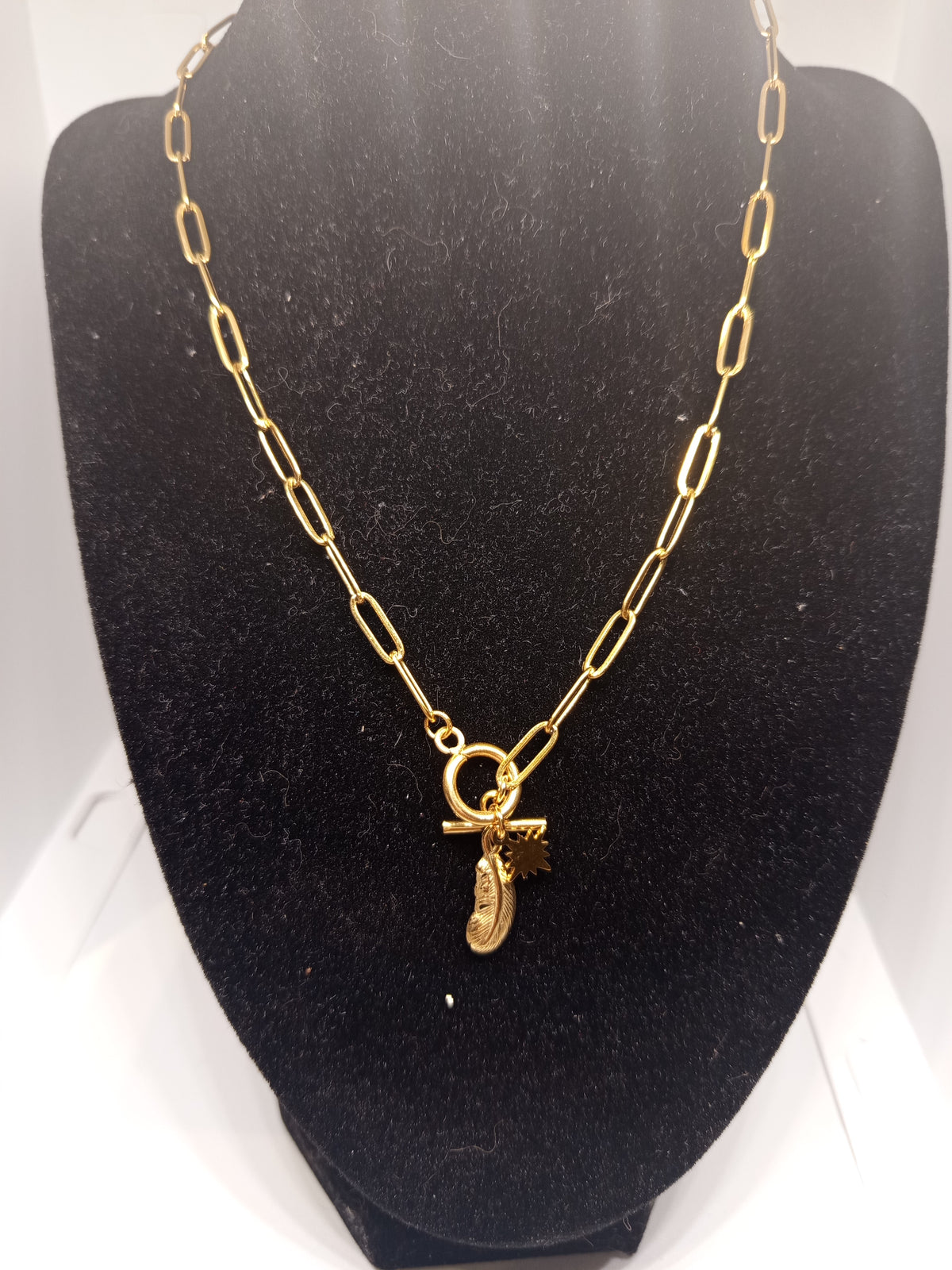 Collier plume doré